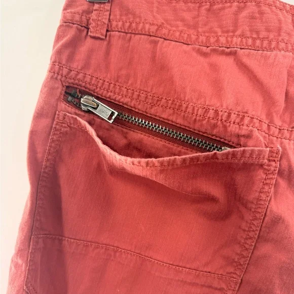 EUC Bar III Red Zippered Pocket Pants - Picture 6 of 7